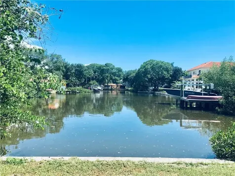 4806 W San Rafael Street Tampa FL 33629