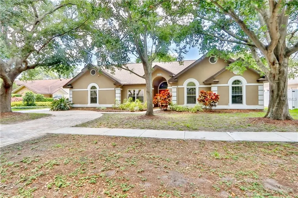12377 Oaks Lane Seminole FL 33772
