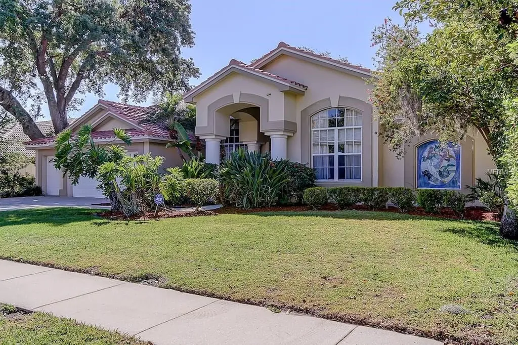 105 Kelleys Trail Oldsmar FL 34677