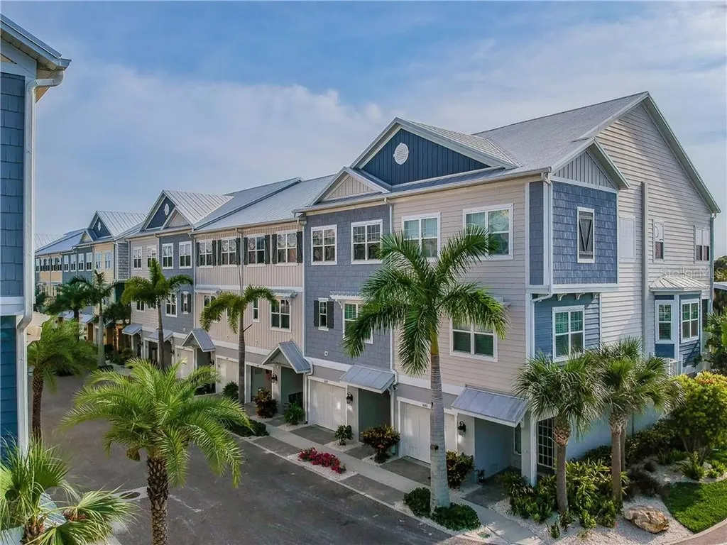 6009 Moorings Drive S St Petersburg FL 33712