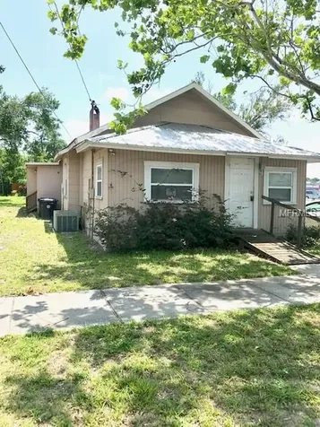 409 Orange Street Auburndale FL 33823