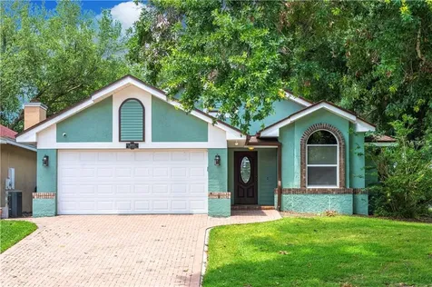 1060 Nin Street Orlando FL 32835