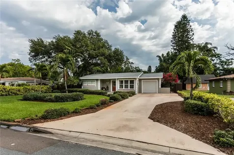 791 68th Avenue S St Petersburg FL 33705