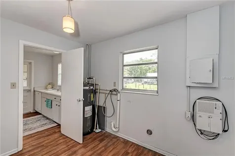 4673 Maceachen Boulevard Sarasota FL 34233