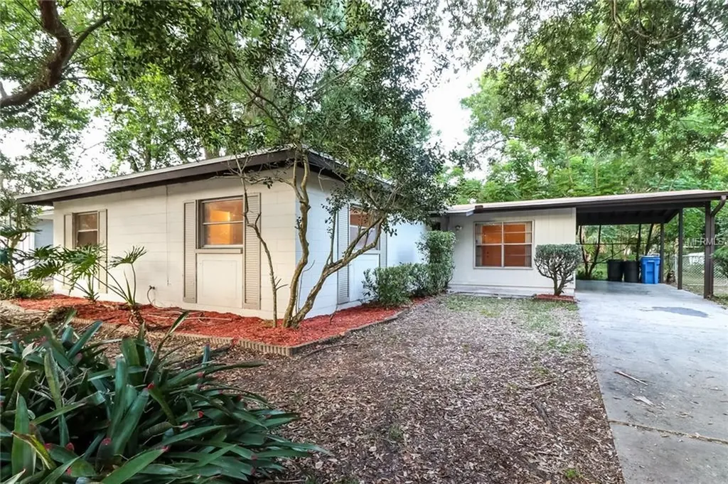 923 Alpine Drive Brandon FL 33510