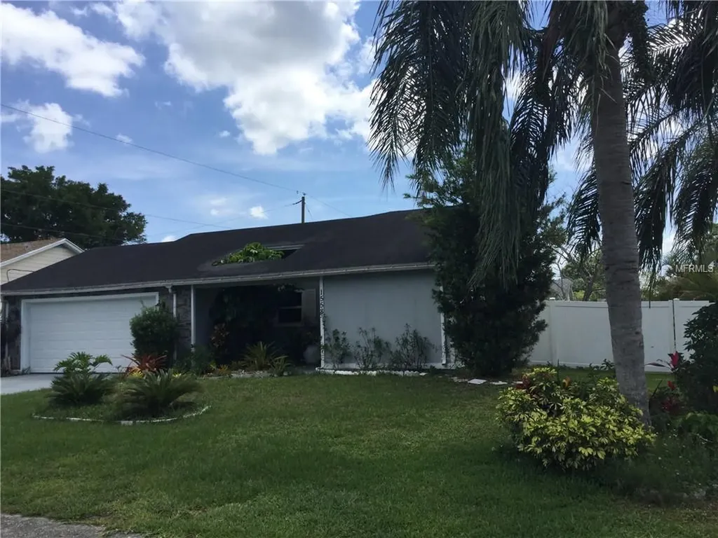 1558 Mackeral Avenue Sarasota FL 34237