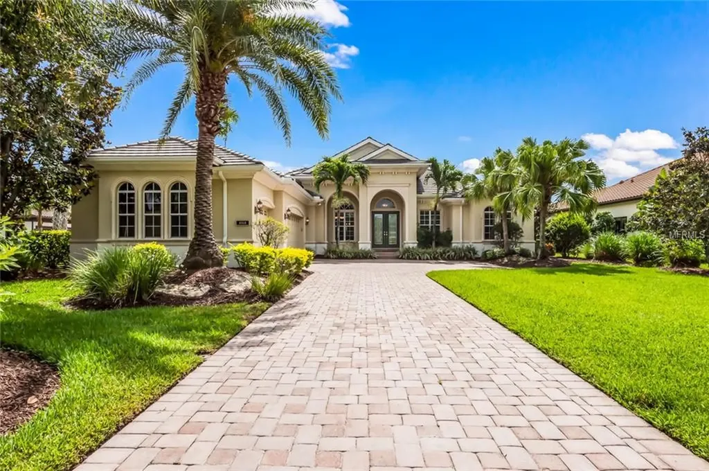 3513 Founders Club Drive Sarasota FL 34240