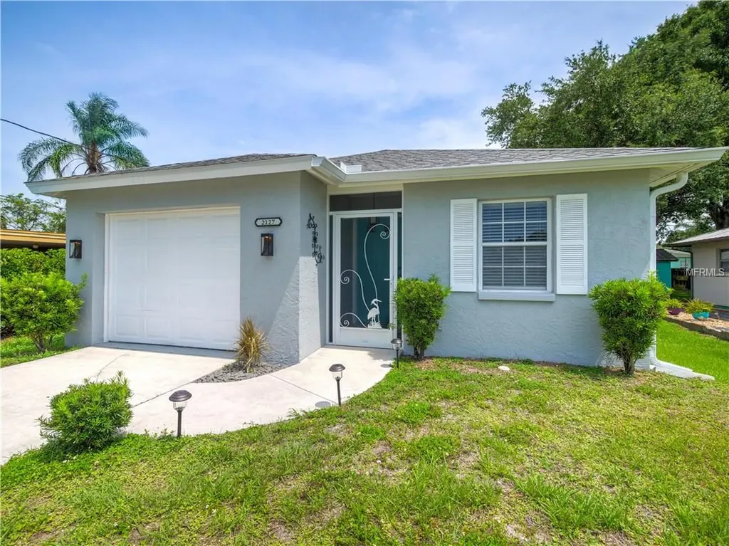 2127 Florinda Street Sarasota FL 34231