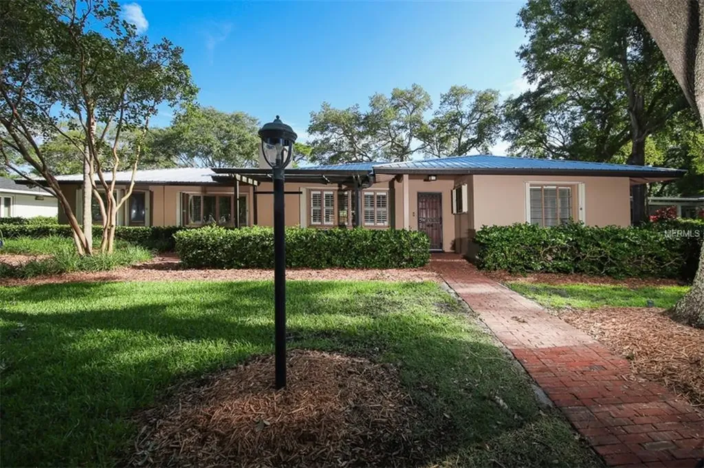 1743 North Drive Sarasota FL 34239