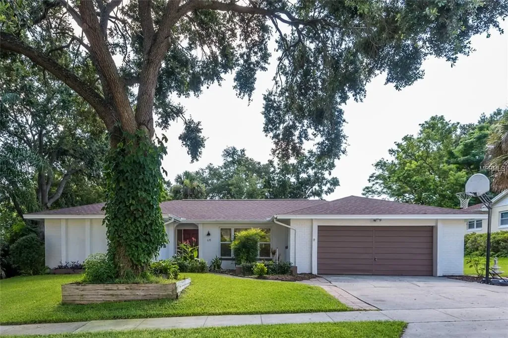 639 Peachwood Drive Altamonte Springs FL 32714