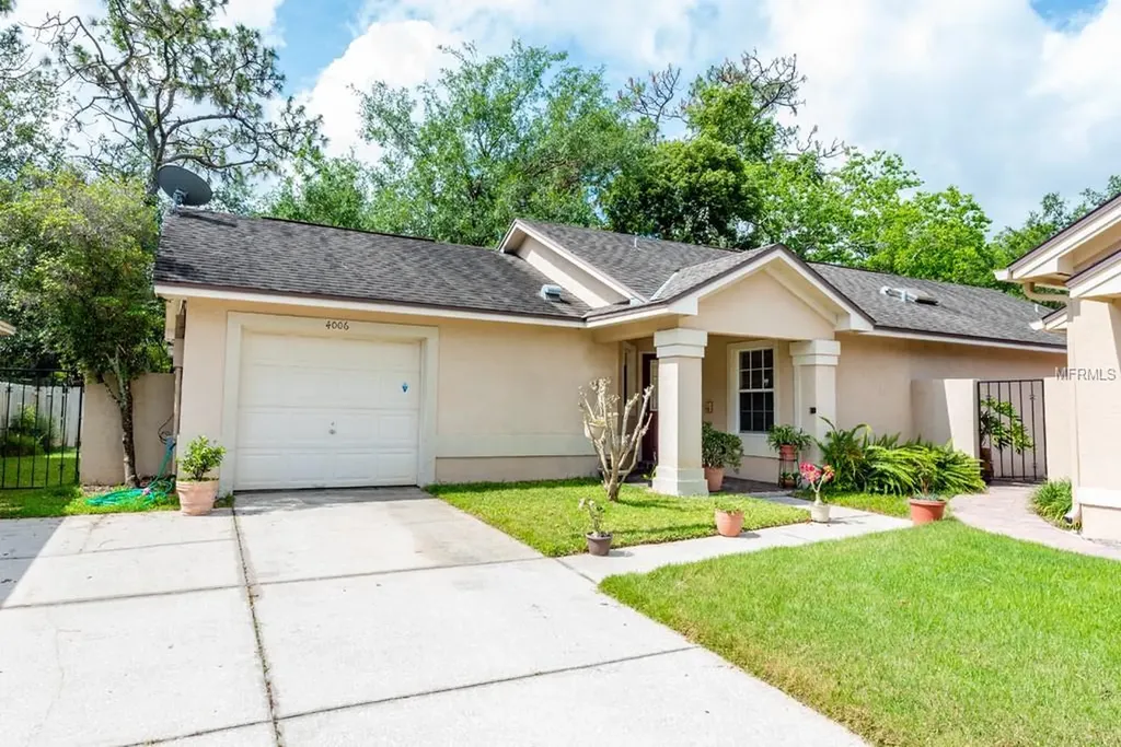 4006 Redcrest Court Orlando FL 32817