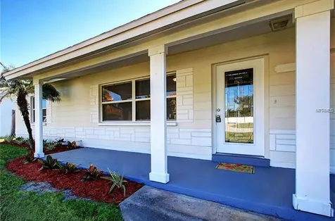 5670 58th Avenue N St Petersburg FL 33709