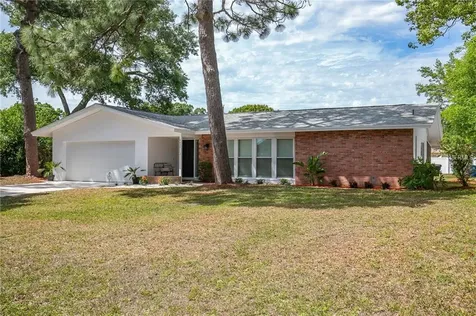 6037 4th Avenue N St Petersburg FL 33710
