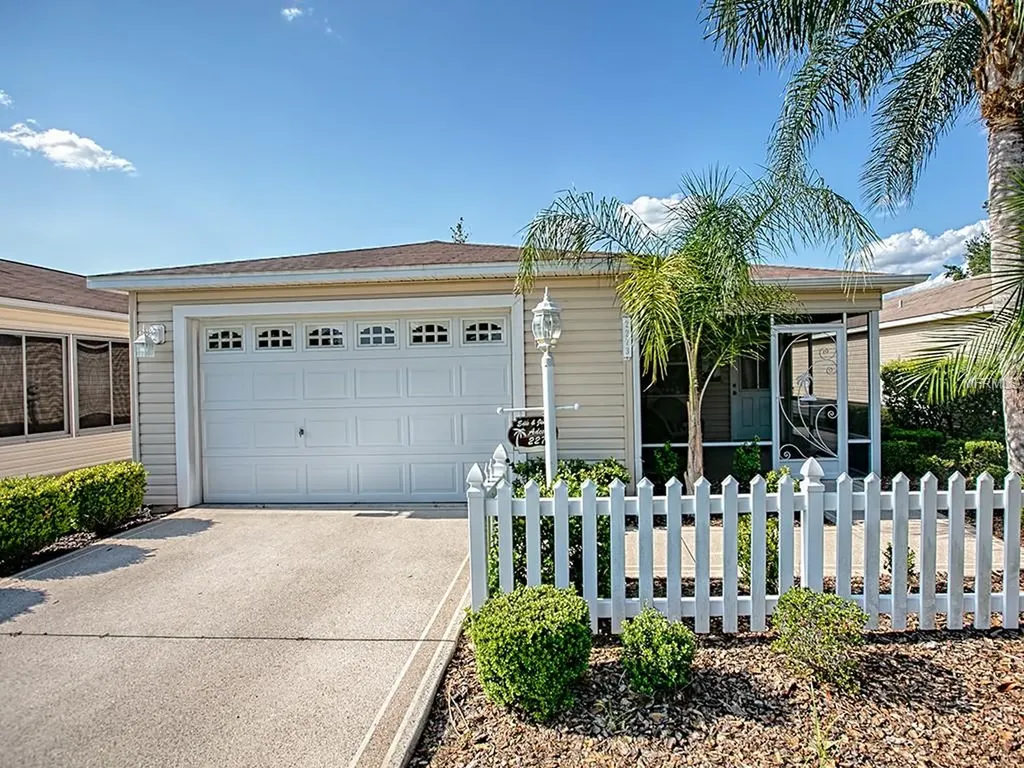 2273 Whisper Street The Villages FL 32162
