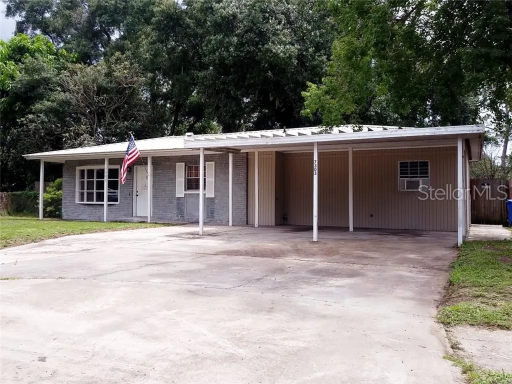 7303 Willow Park Drive Tampa FL 33637