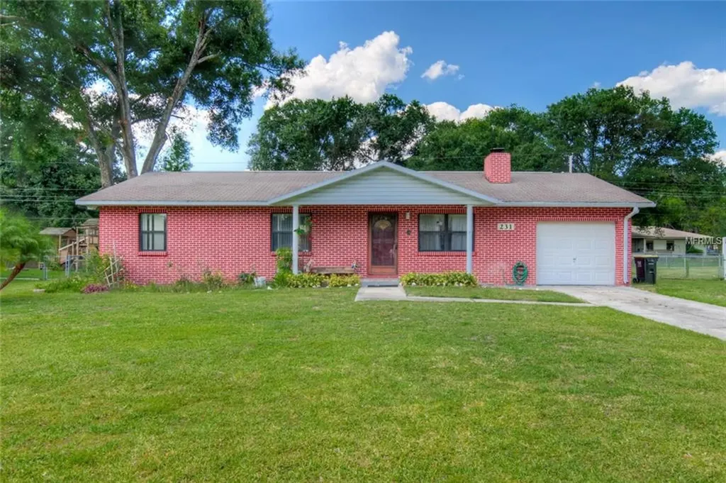 231 Connie Lee Court Lakeland FL 33809