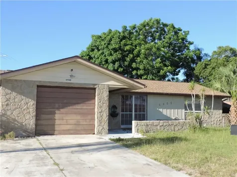 6900 Mesa Verde Street Port Richey FL 34668