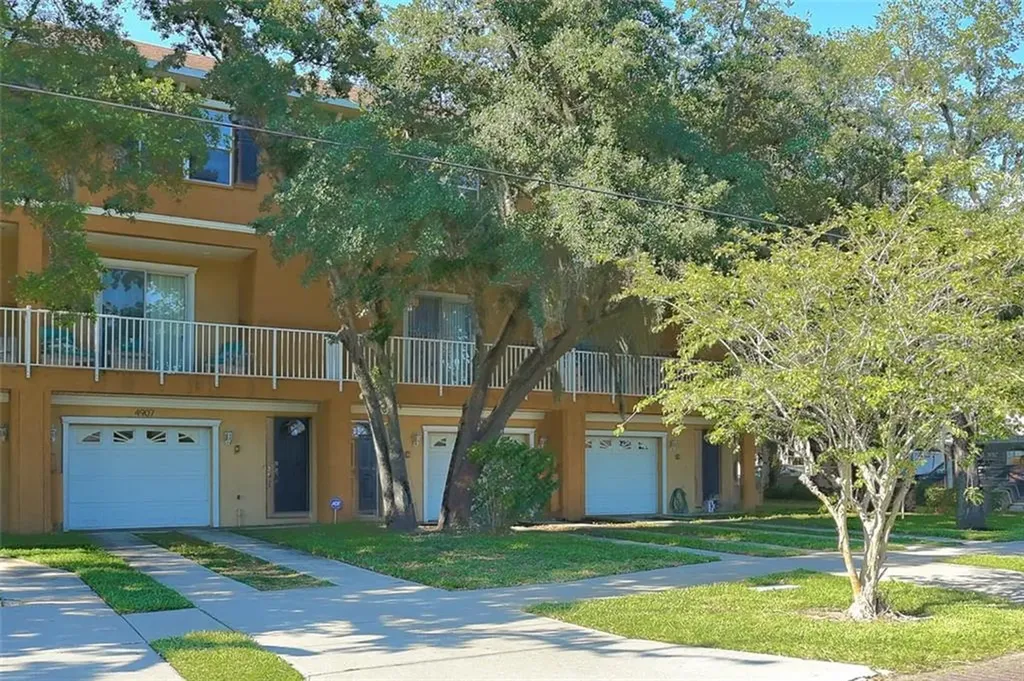 4905 W Prescott Street Tampa FL 33616