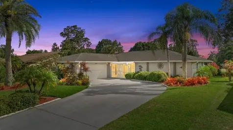 2325 Nuremberg Boulevard Punta Gorda FL 33983