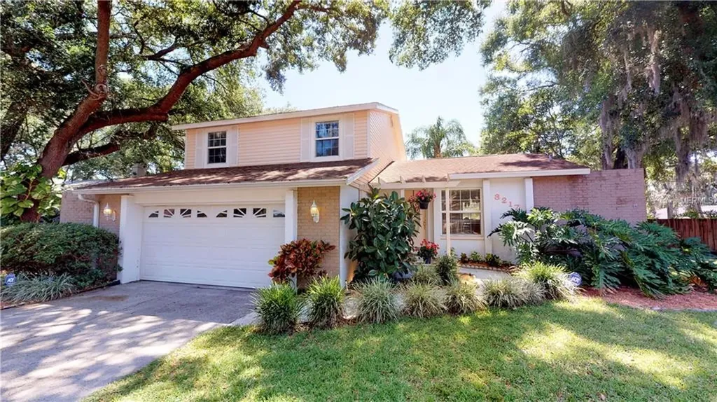 3217 Las Brisas Drive Riverview FL 33578