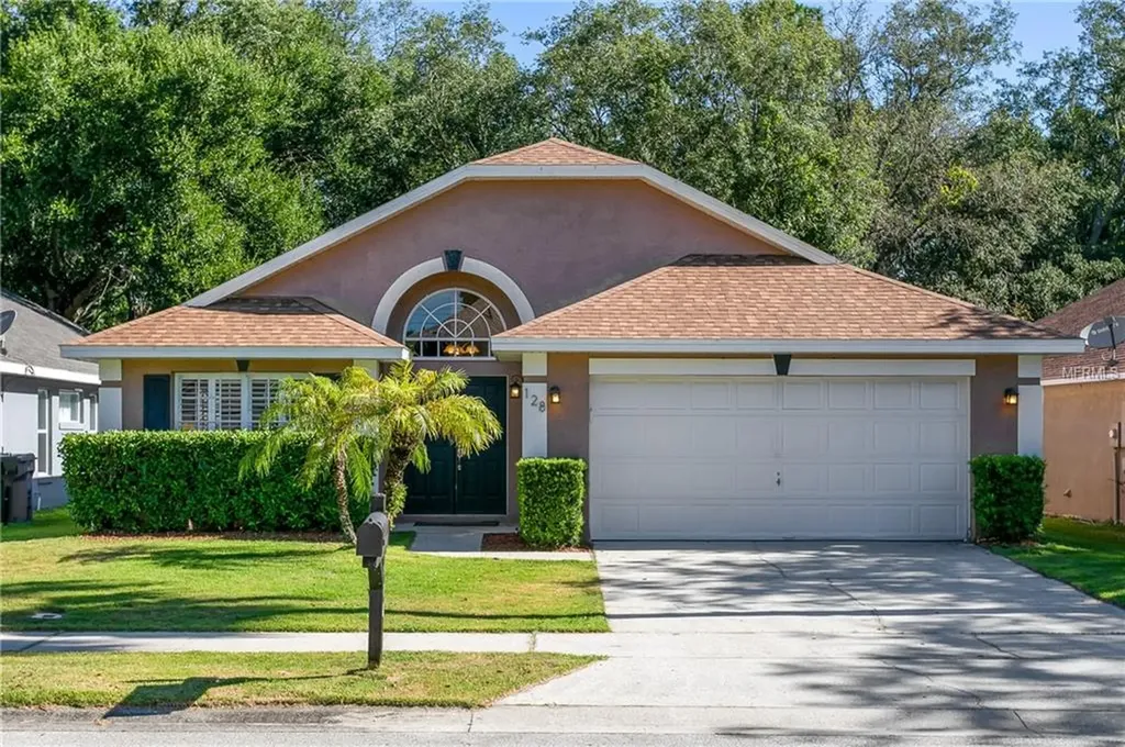 128 Easton Circle Oviedo FL 32765