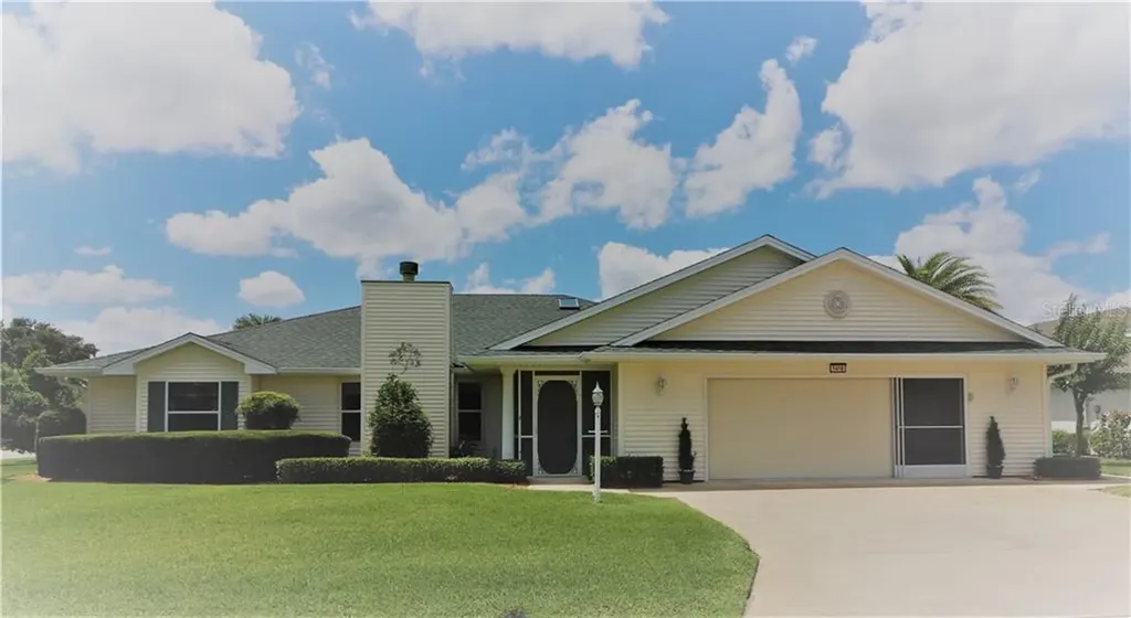 5458 Sir Churchill Drive Leesburg FL 34748