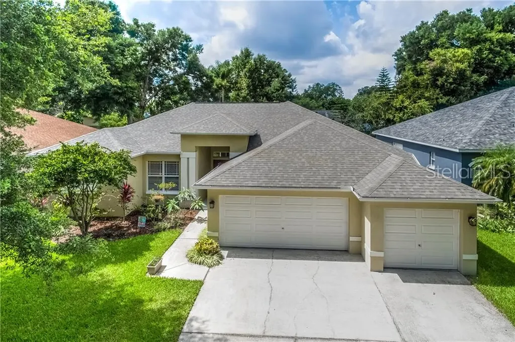 1130 Lumsden Trace Circle Valrico FL 33594