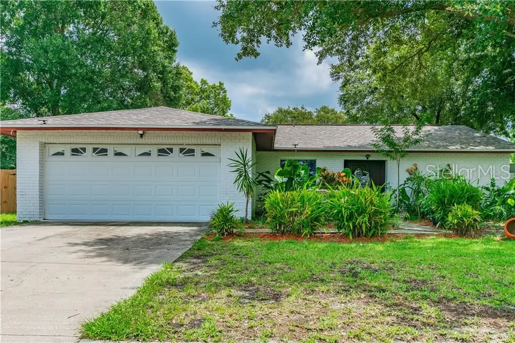 15901 Old Stone Place Tampa FL 33624