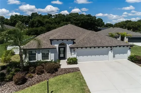 24511 Woodhill Court Sorrento FL 32776
