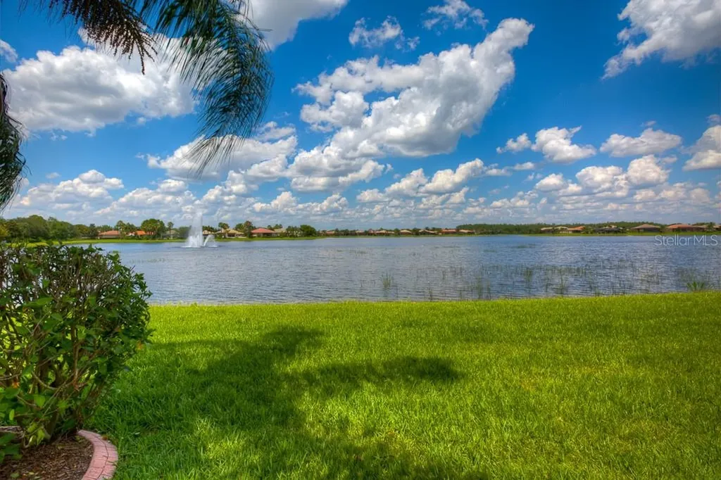 15908 Golden Lakes Drive Wimauma FL 33598