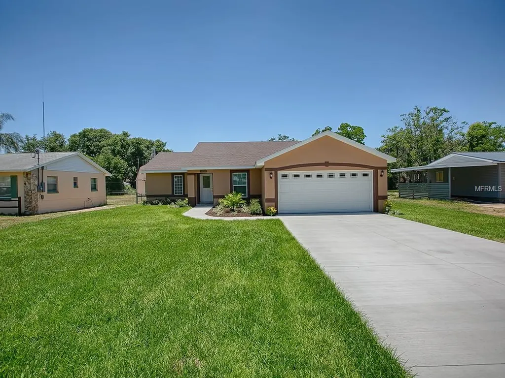 33923 Linda Lane Leesburg FL 34788