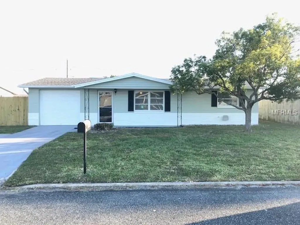 3743 Beechwood Drive Holiday FL 34691