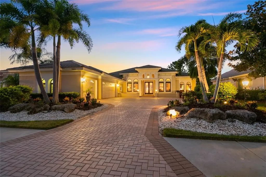 7051 Twin Hills Terrace Lakewood Ranch FL 34202