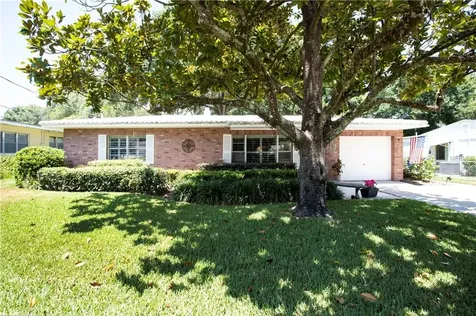 10905 W Elbow Drive Tampa FL 33612
