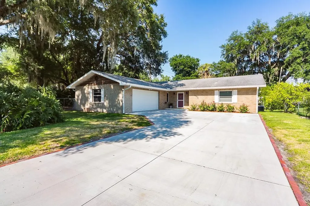 5545 Harbor Drive Lakeland FL 33809
