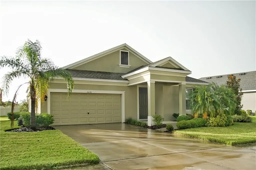 33135 Whisper Pointe Drive Wesley Chapel FL 33545