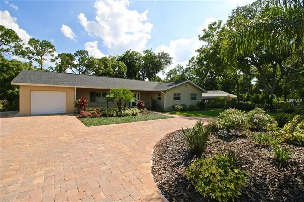 301 E Constance Road Debary FL 32713