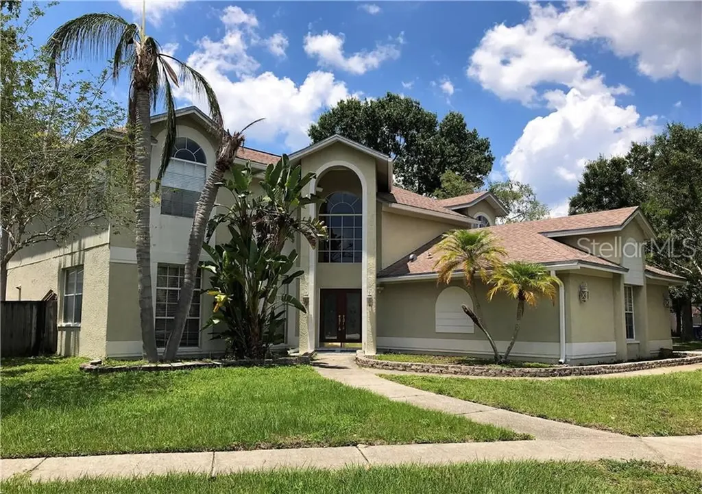 11326 Glenmont Drive Tampa FL 33635