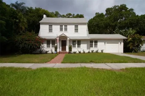 216 Orangewood Avenue Clearwater FL 33755
