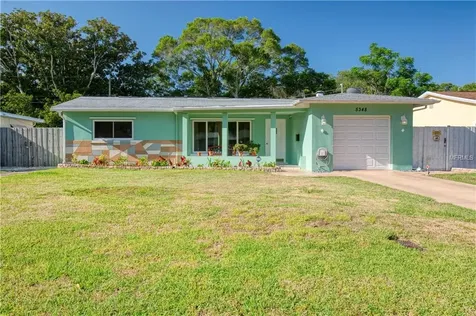 5348 17th Avenue N St Petersburg FL 33710