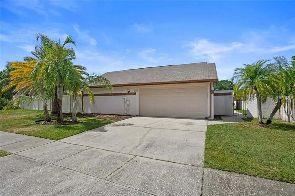 10907 Landon Lane Tampa FL 33635