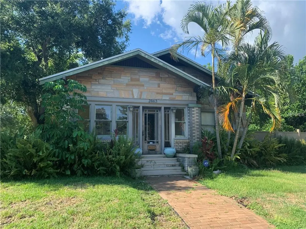 2863 Burlington Avenue N St Petersburg FL 33713