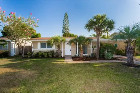471 42nd Avenue NE St Petersburg FL 33703