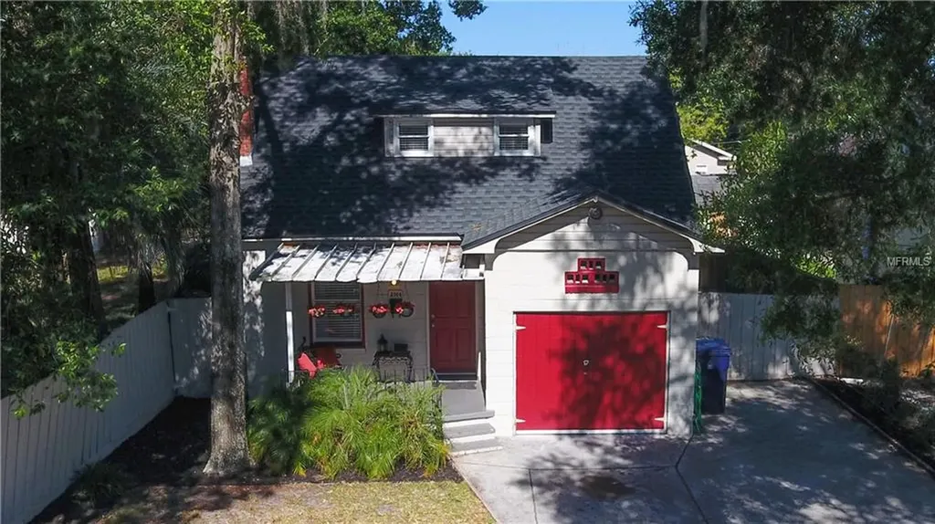 2914 N Woodrow Avenue Tampa FL 33602