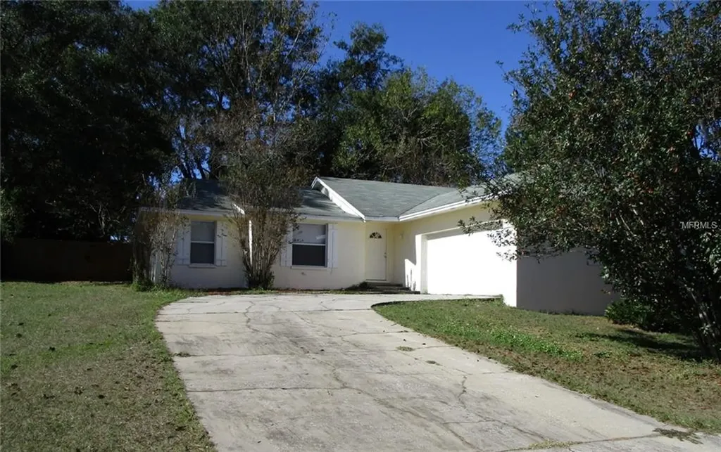 908 Black Knight Drive Valrico FL 33594