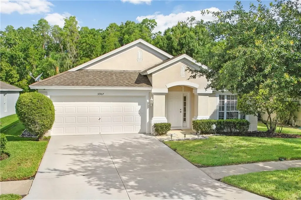 5907 Lawrin Court Wesley Chapel FL 33544