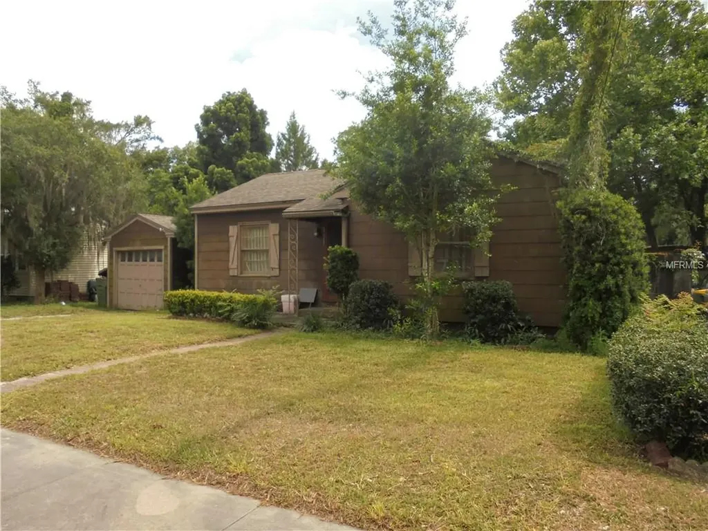 1213 Osceola Avenue Leesburg FL 34748