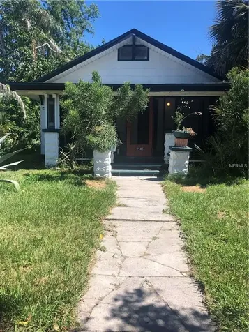 2945 2nd Avenue N St Petersburg FL 33713