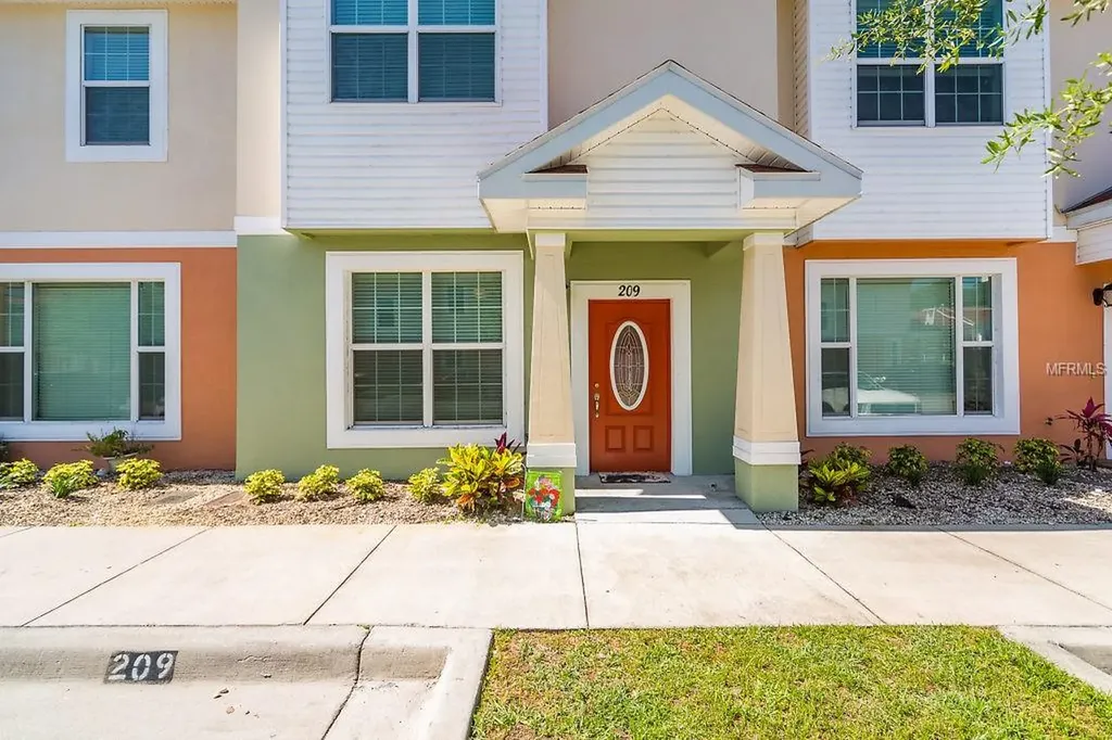 209 Alexander Woods Drive Plant City FL 33563