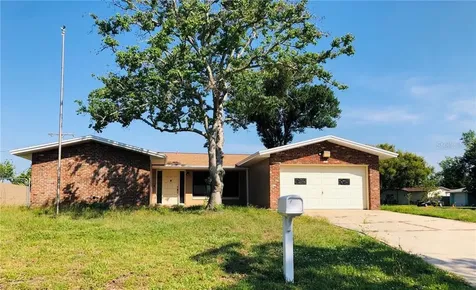 900 Hillcrest Avenue Titusville FL 32796